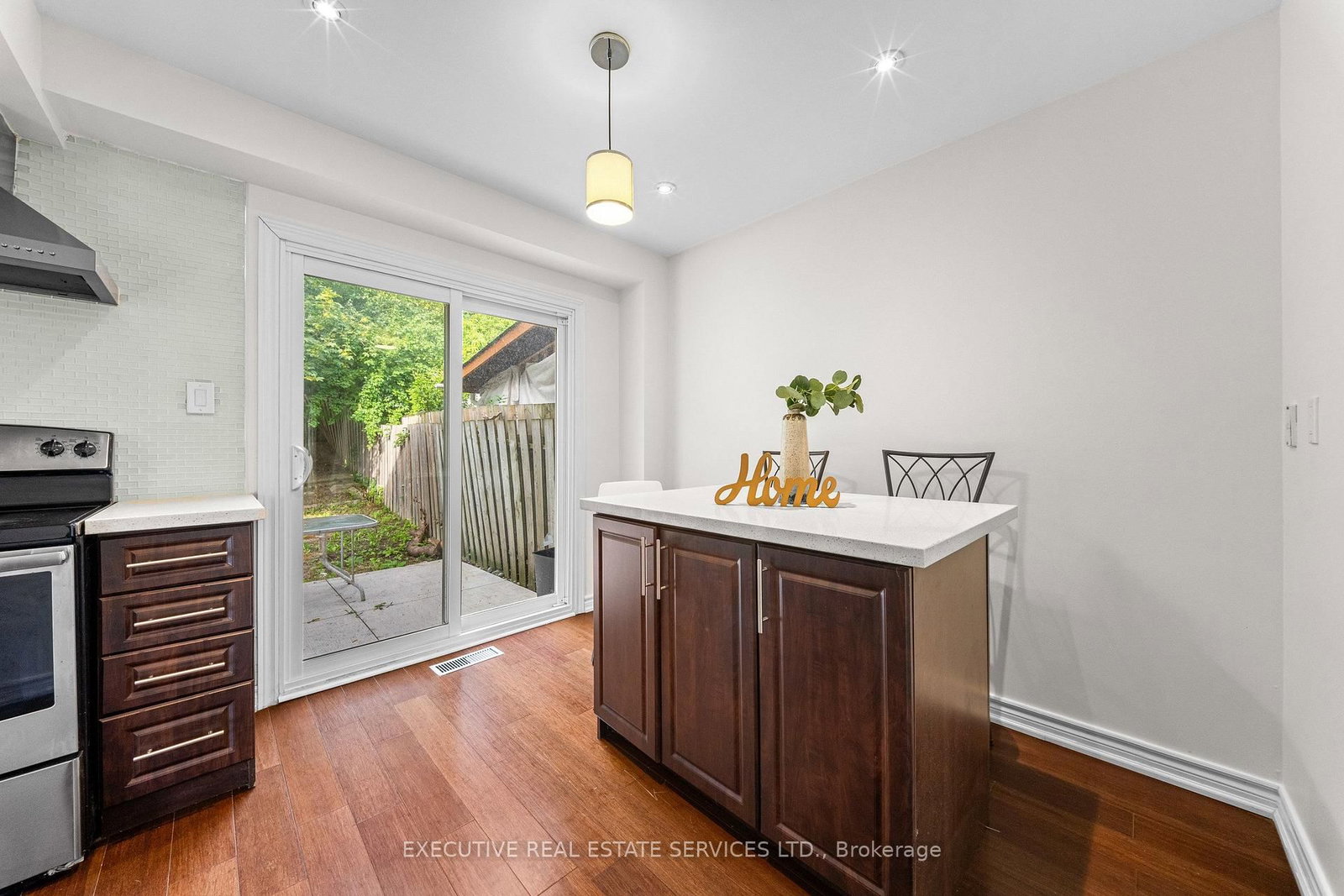 100 Centre Street N • Brampton, ON photo 17