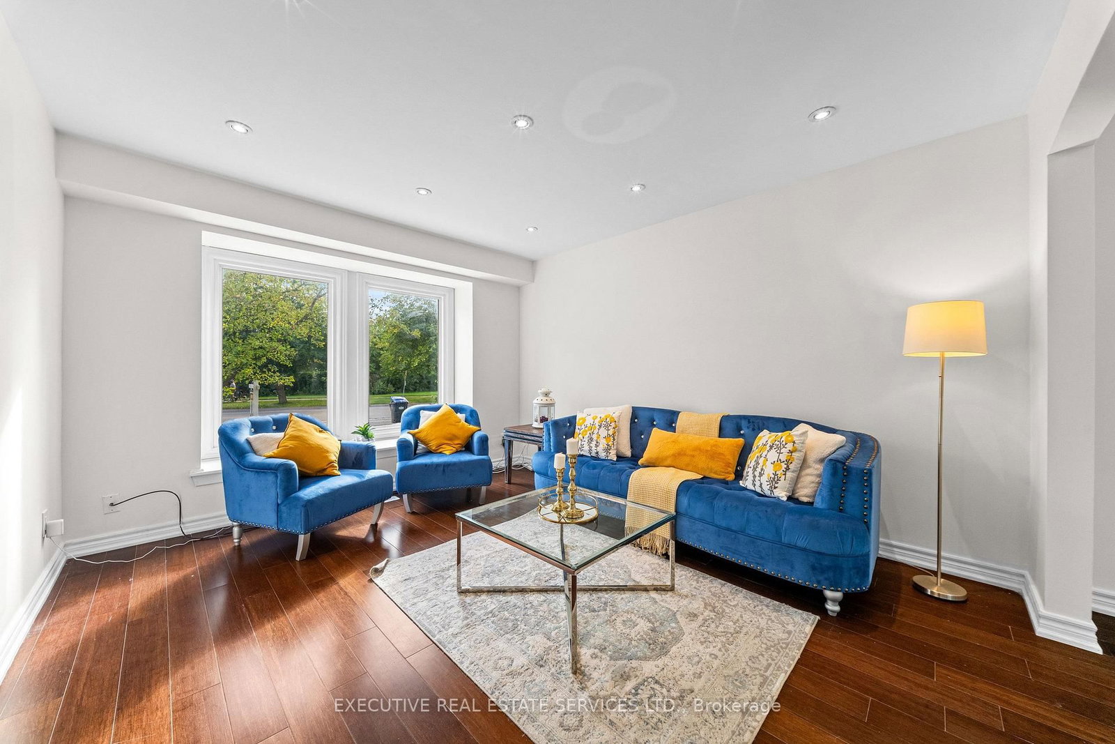 100 Centre Street N • Brampton, ON photo 9
