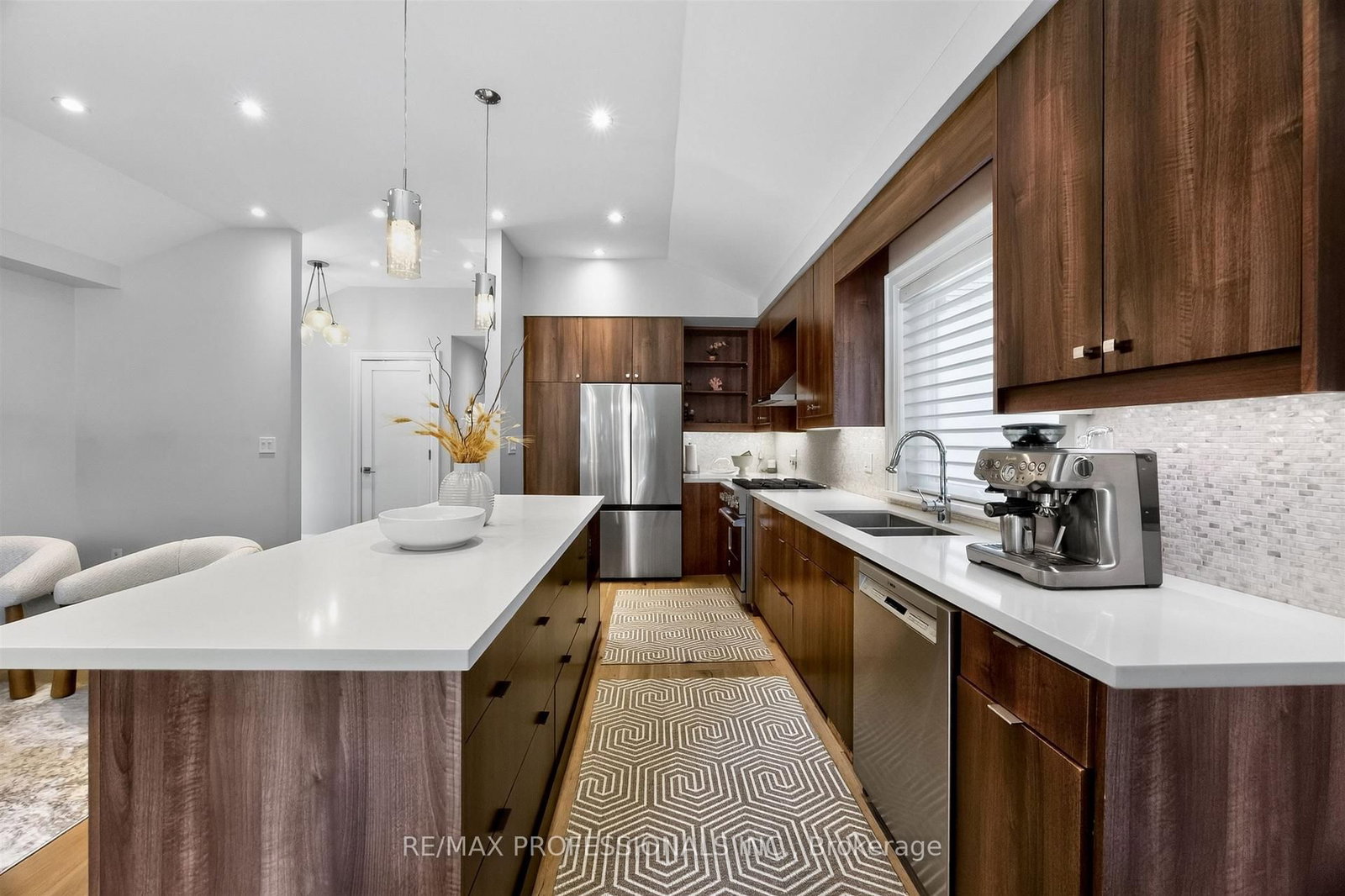 57 Merrygale Crescent • Toronto, ON photo 16