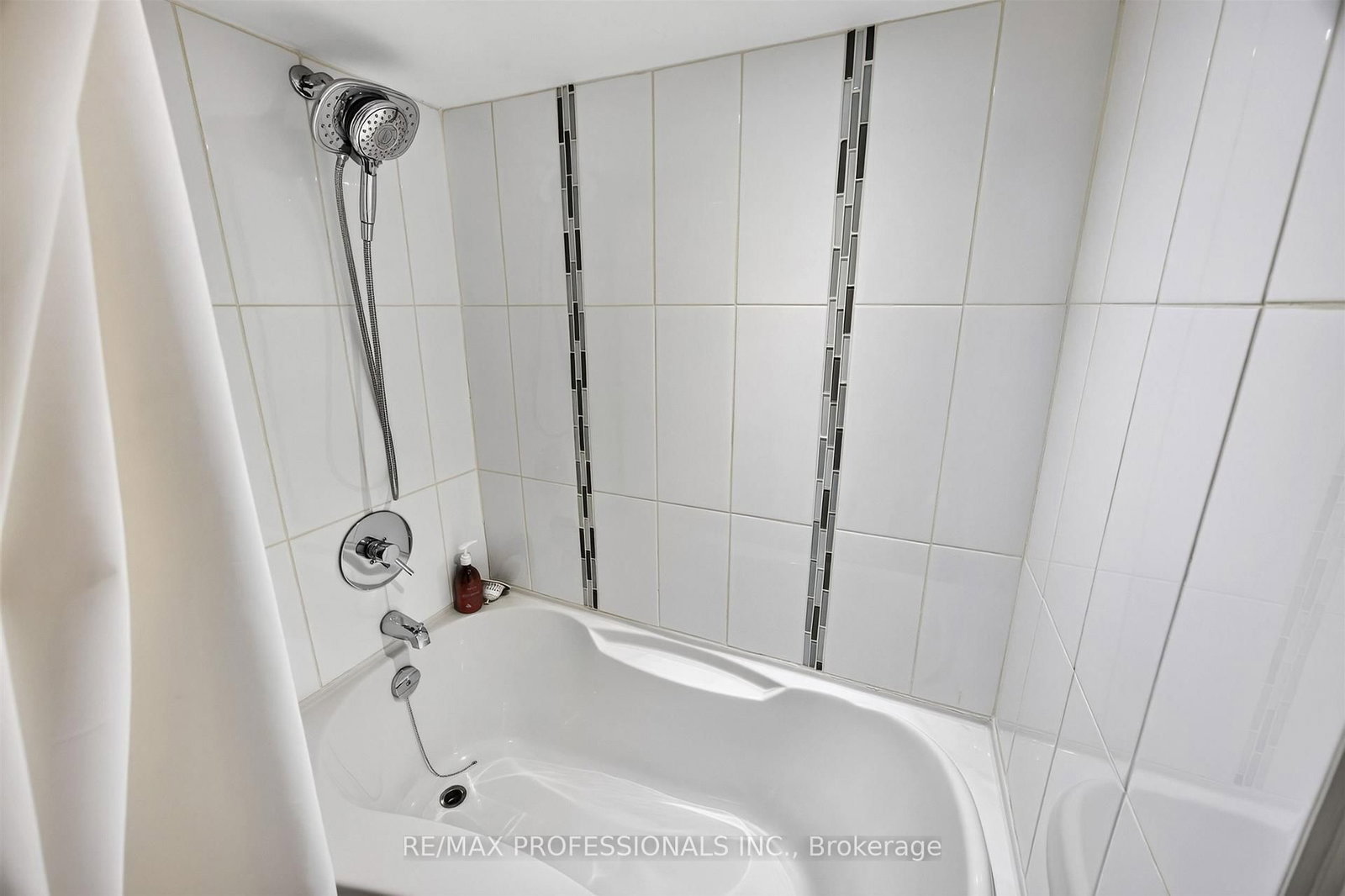 57 Merrygale Crescent • Toronto, ON photo 39