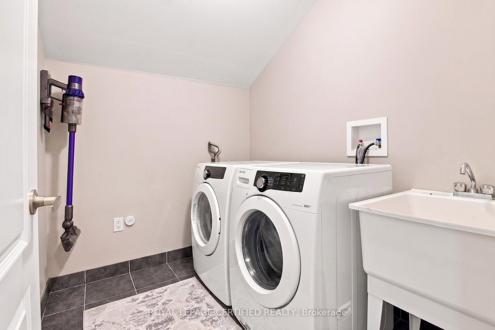 146 Willet Terrace • Milton, ON photo 32