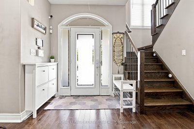 146 Willet Terrace • Milton, ON photo 4