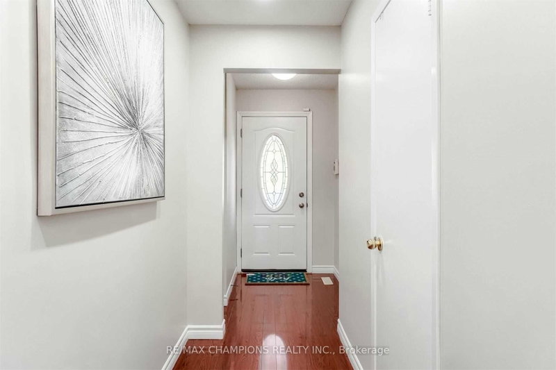 60 Banting Crescent