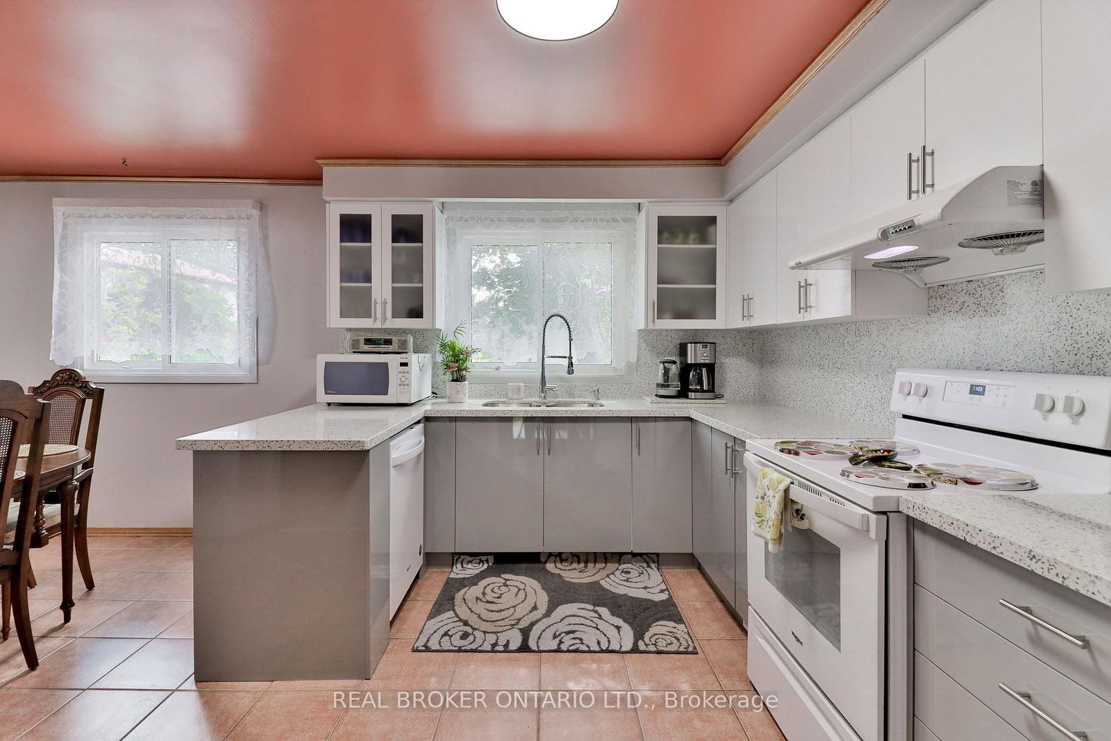 1764 Rathburn Road E • #16 • Mississauga, ON photo 9