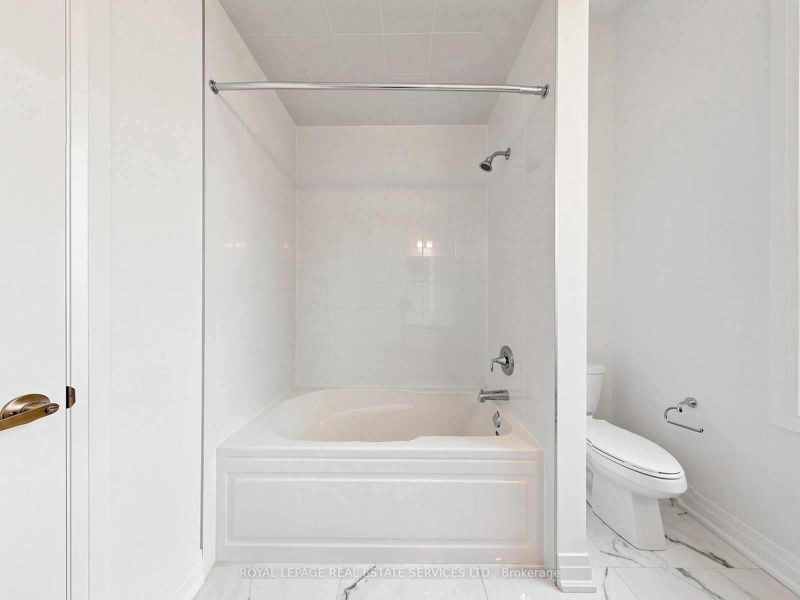 1340 Aymond Crescent • Oakville, ON photo 35