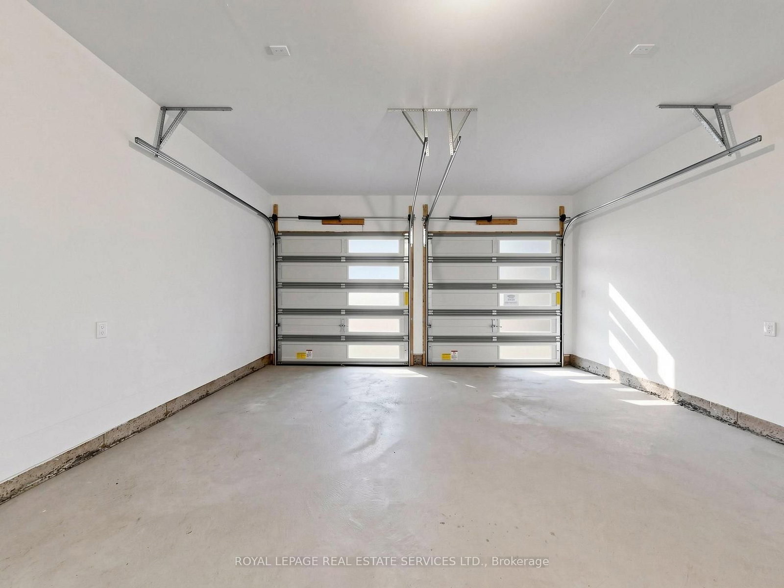 1340 Aymond Crescent • Oakville, ON photo 41