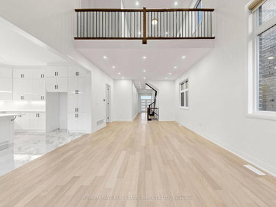 1340 Aymond Crescent • Oakville, ON photo 9