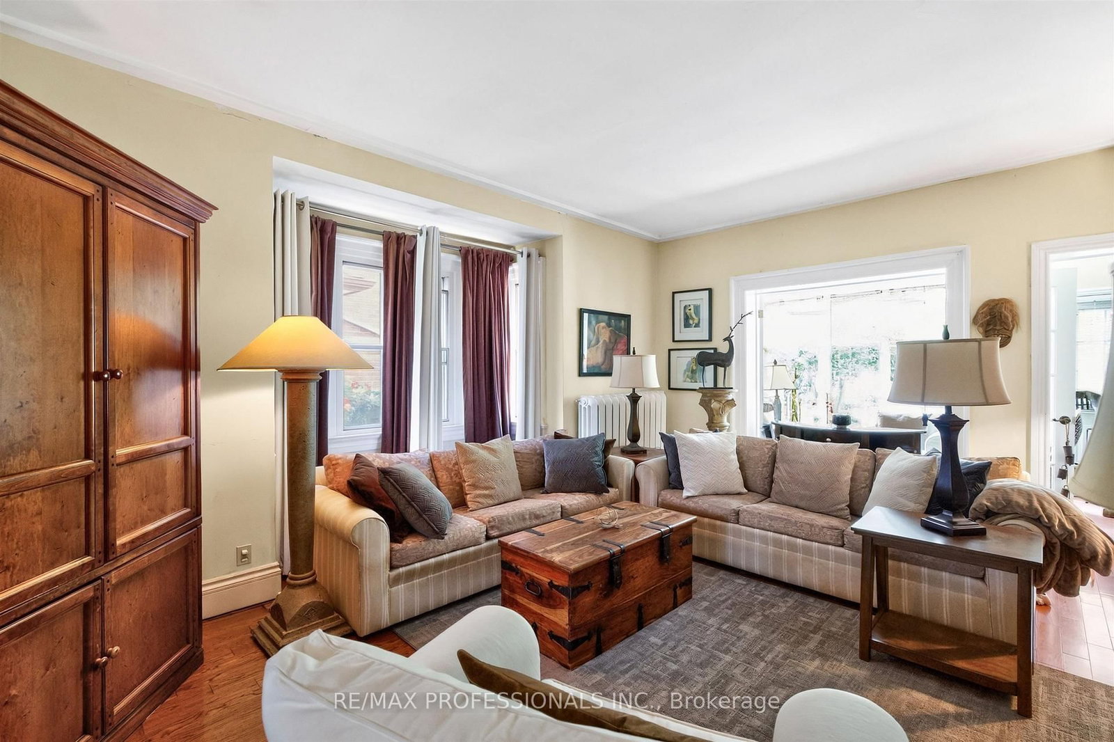 284 Indian Road • Toronto, ON photo 10