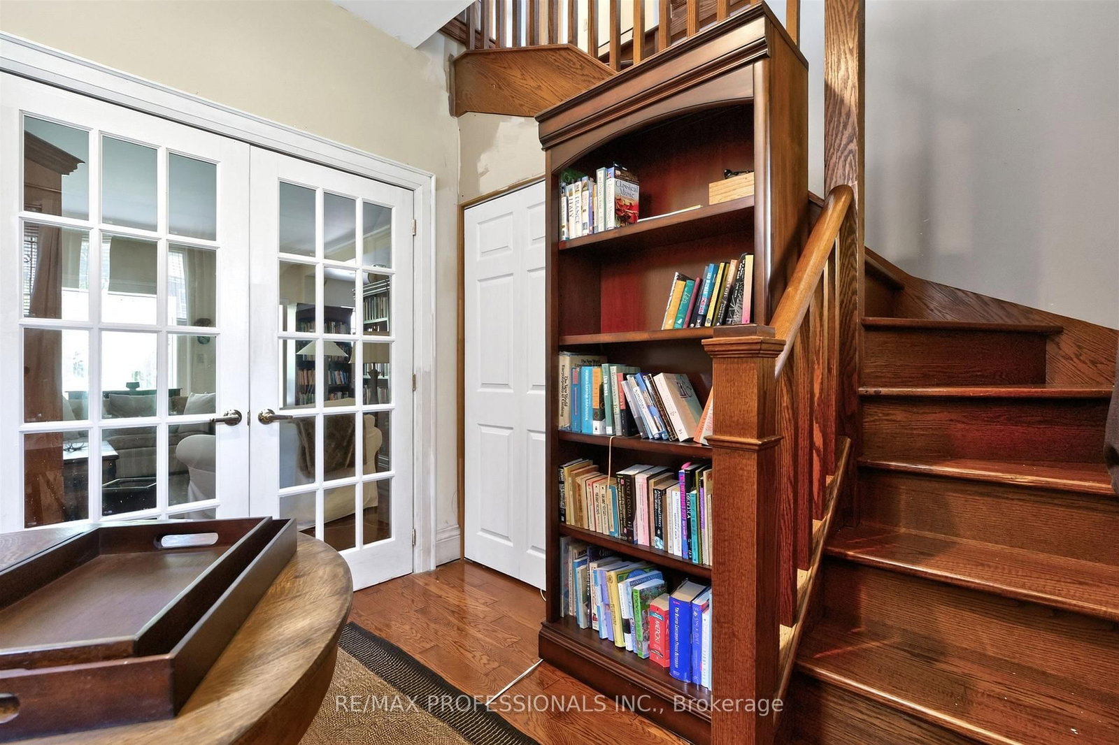 284 Indian Road • Toronto, ON photo 19