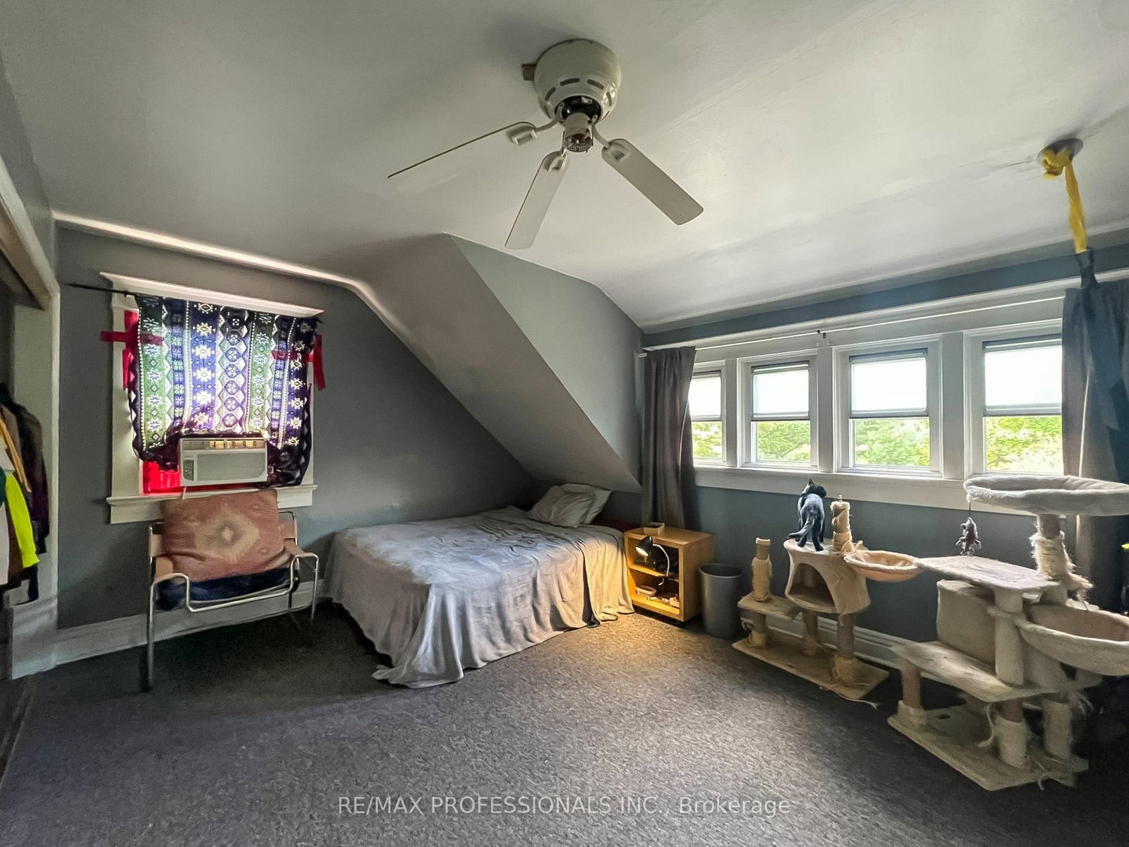 284 Indian Road • Toronto, ON photo 29