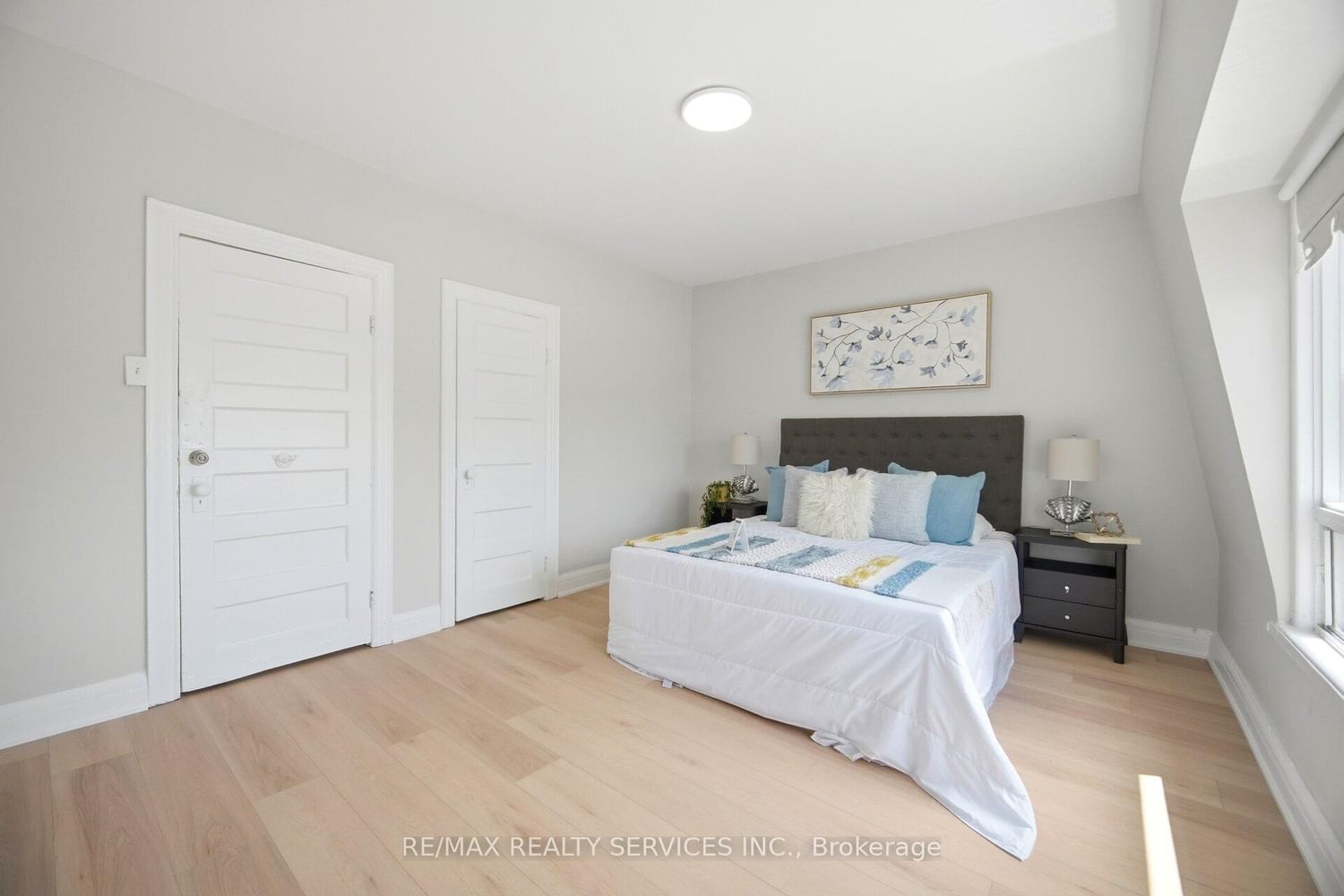 1147 Dufferin Street • Toronto, ON photo 22