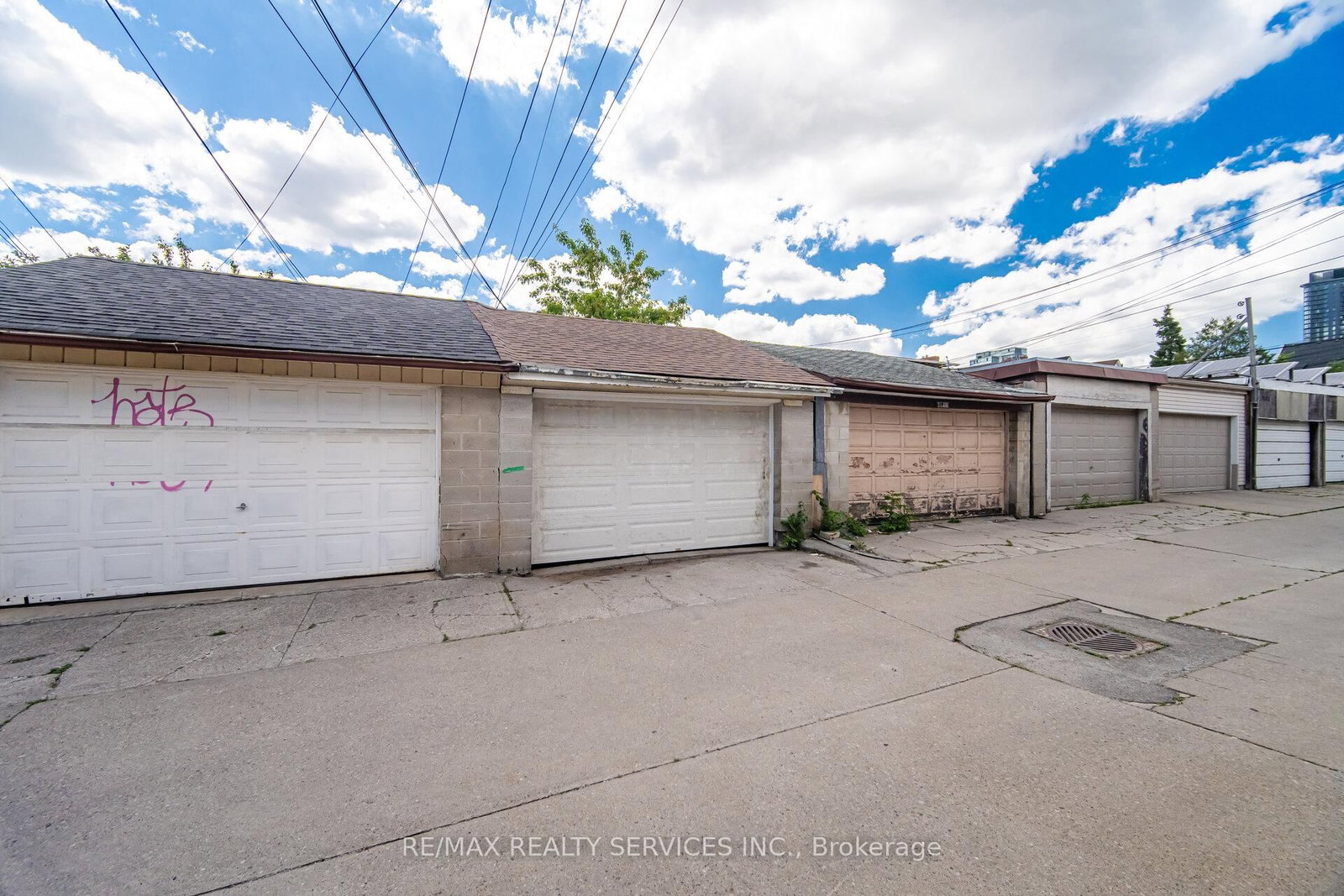 1147 Dufferin Street • Toronto, ON photo 43