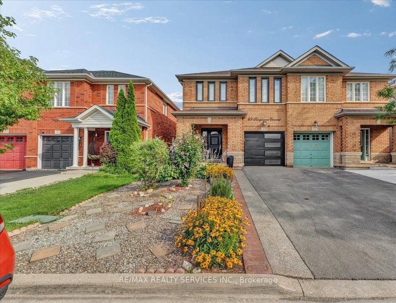 49 TANGLEMERE Crescent