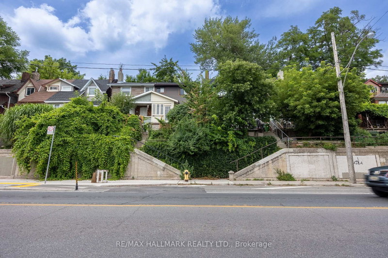 Upper - 1366 Davenport Road