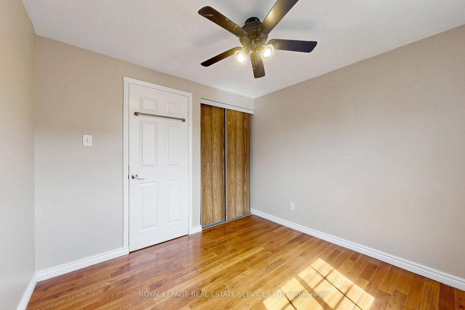 37 Woodsview Avenue • Toronto, ON photo 37