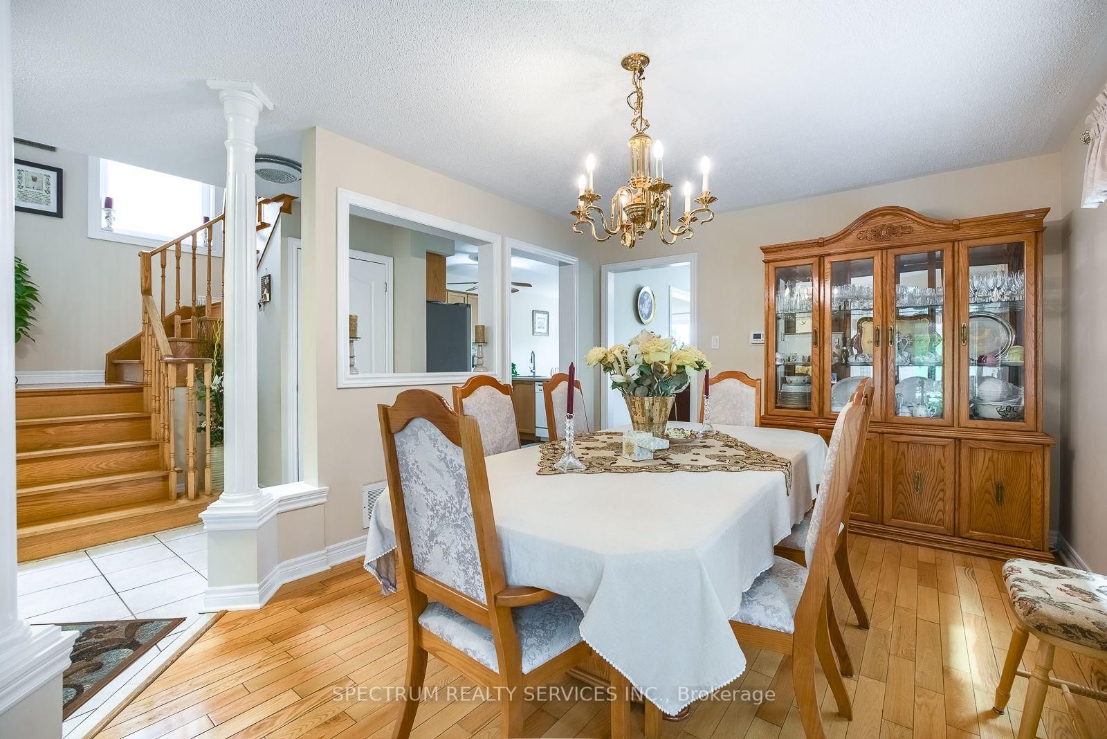 8 Sweet Briar Brampton,ON L6Z 4V3 — Photo 16