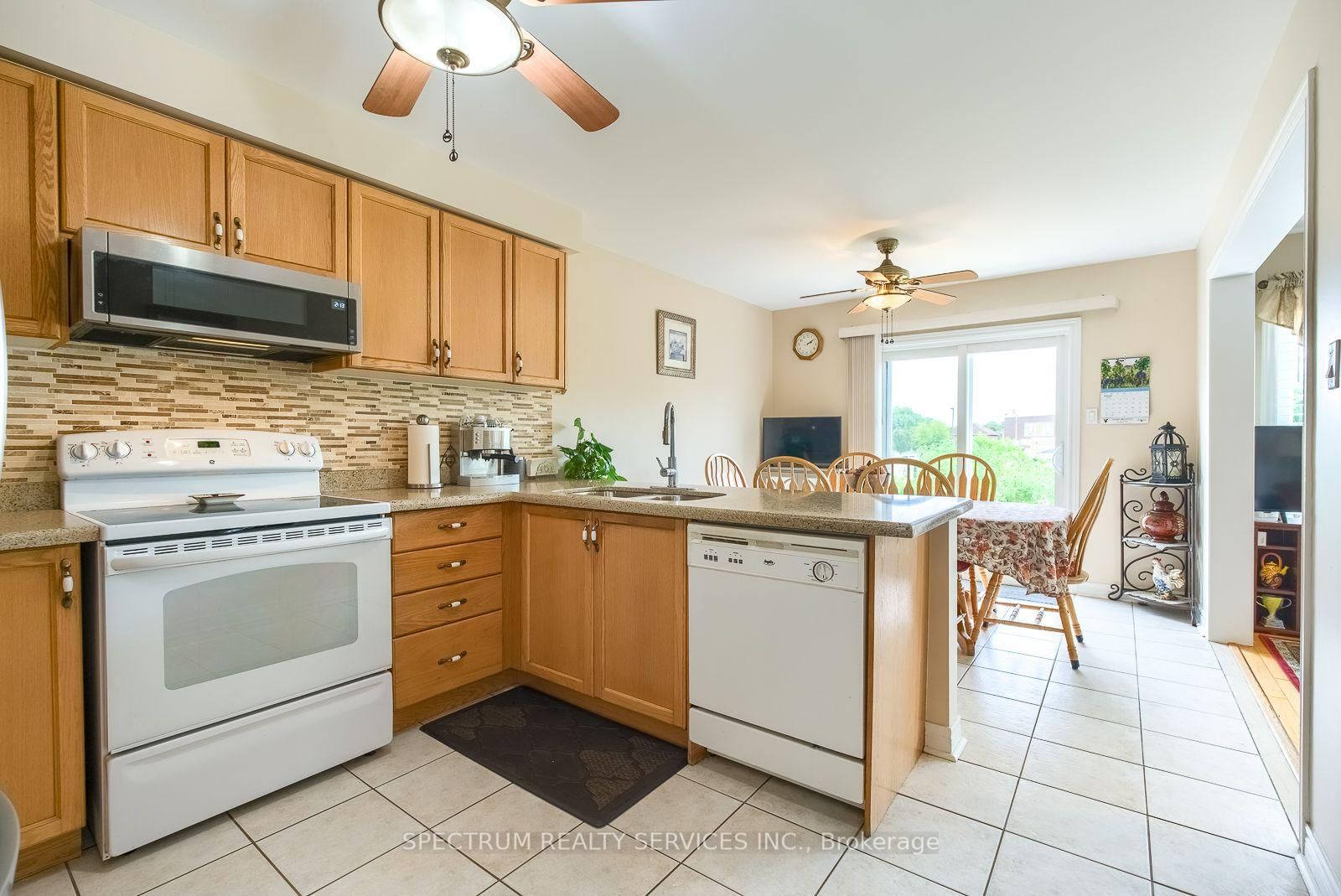 8 Sweet Briar Brampton,ON L6Z 4V3 — Photo 17