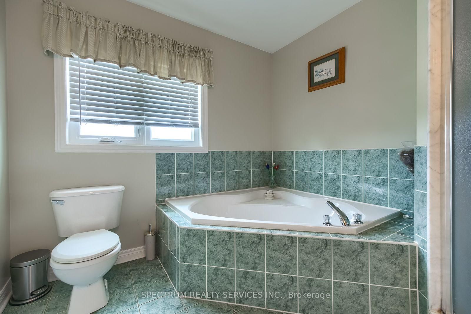 8 Sweet Briar Brampton,ON L6Z 4V3 — Photo 29