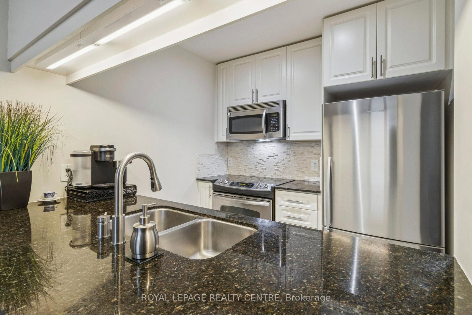1055 Southdown Road • #1503 • Mississauga, ON photo 14