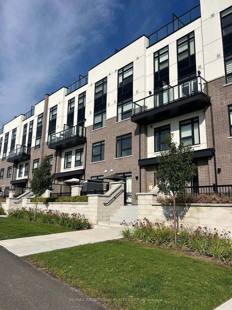 106 - 1581 Rose Way
