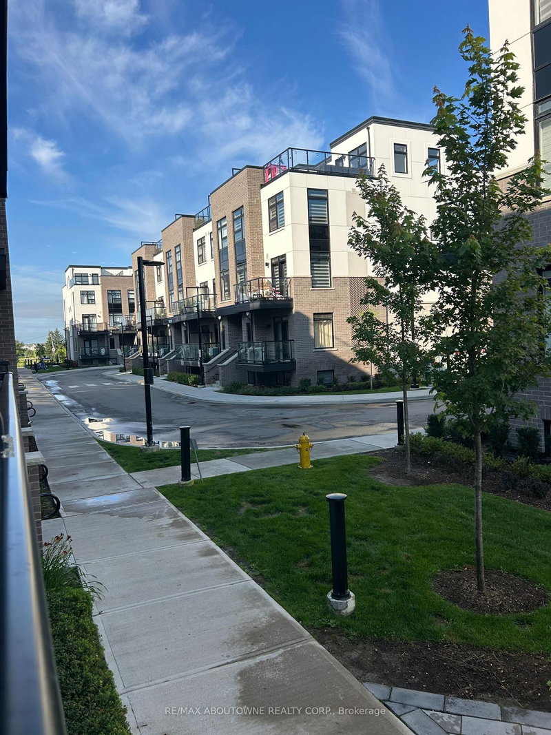 106 - 1581 Rose Way