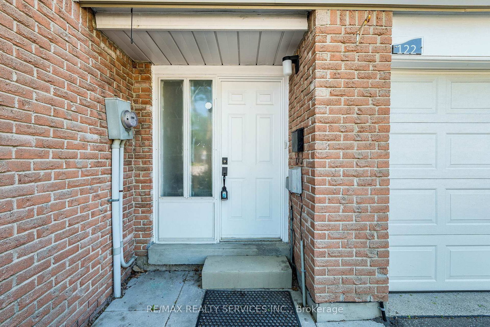 122 Ellerslie Brampton,ON L6T 4C3 — Photo 3