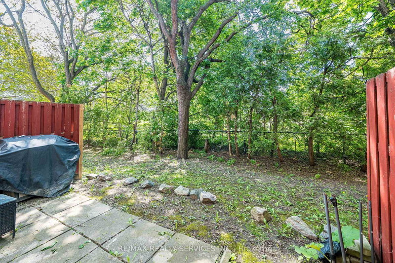 122 Ellerslie Brampton,ON L6T 4C3 — Photo 32