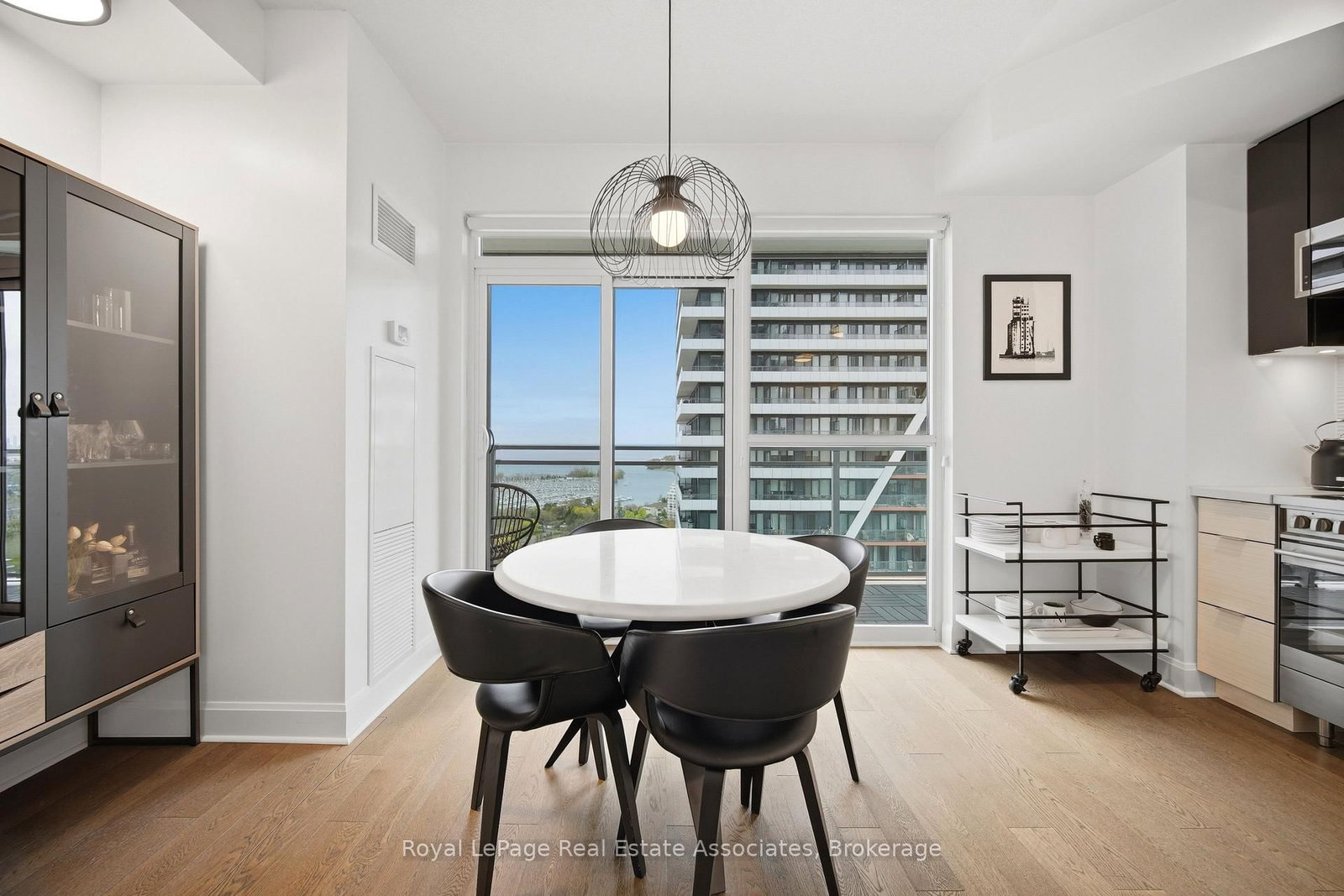 33 Shore Breeze Drive • #2301 • Toronto, ON photo 13