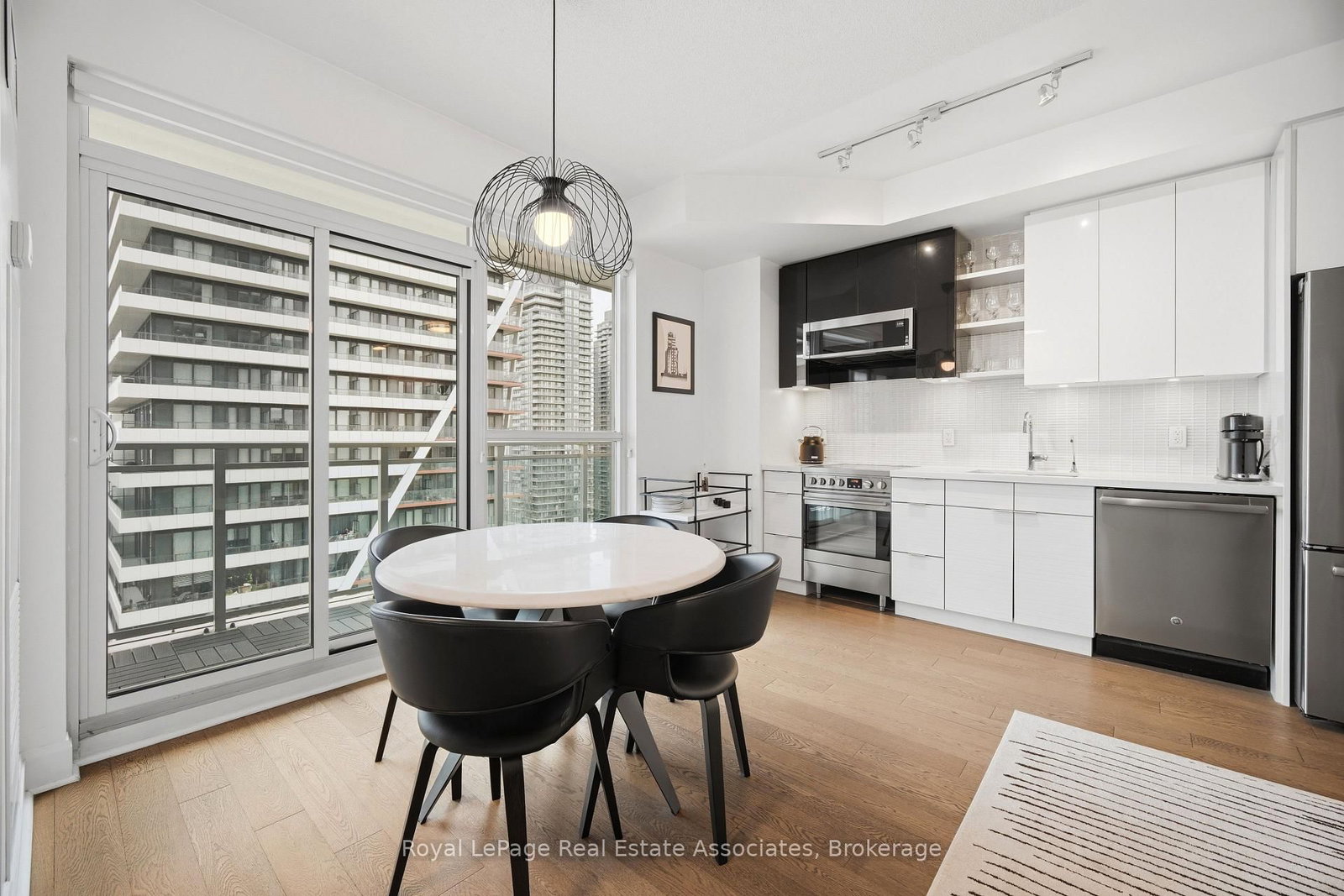 33 Shore Breeze Drive • #2301 • Toronto, ON photo 15