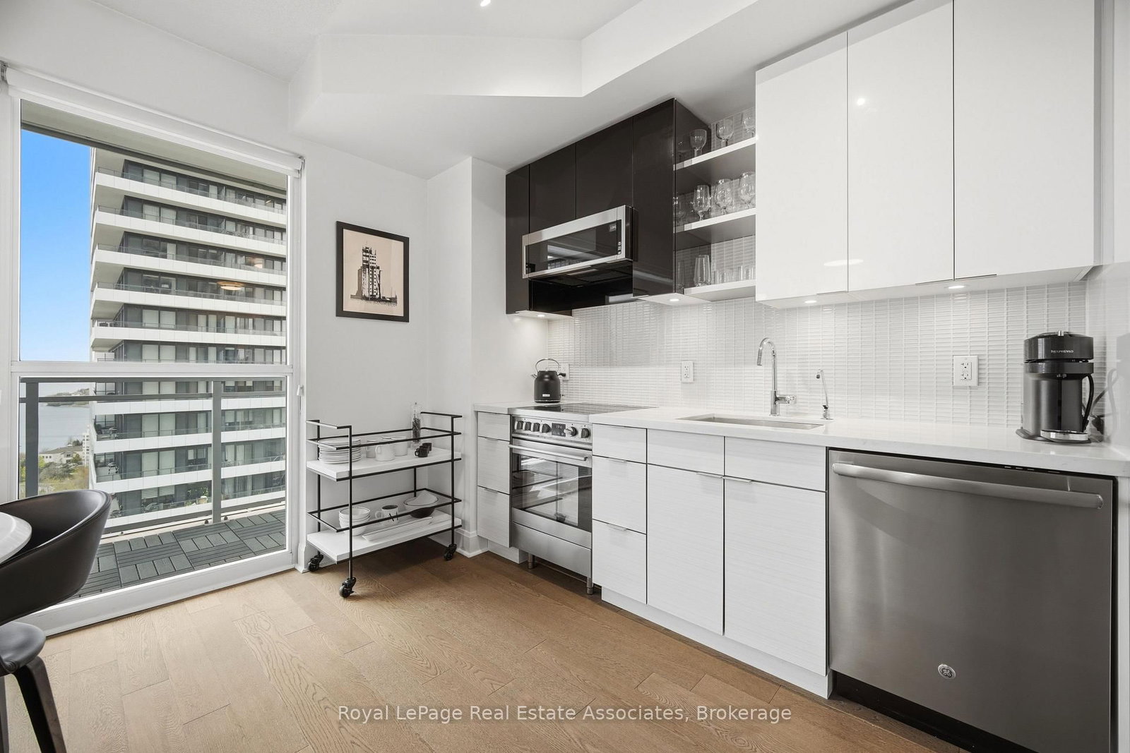 33 Shore Breeze Drive • #2301 • Toronto, ON photo 17