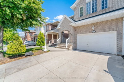 31 Capistro Street • Brampton, ON photo 3