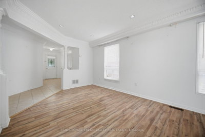 31 Capistro Street • Brampton, ON photo 9