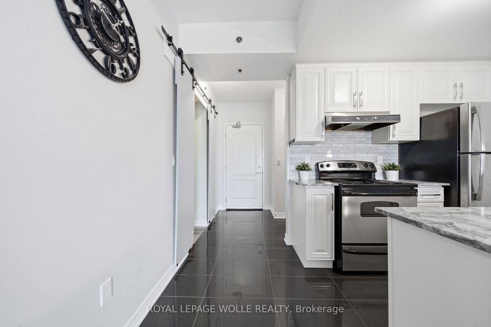 1421 Costigan Road • #506 • Milton, ON photo 4