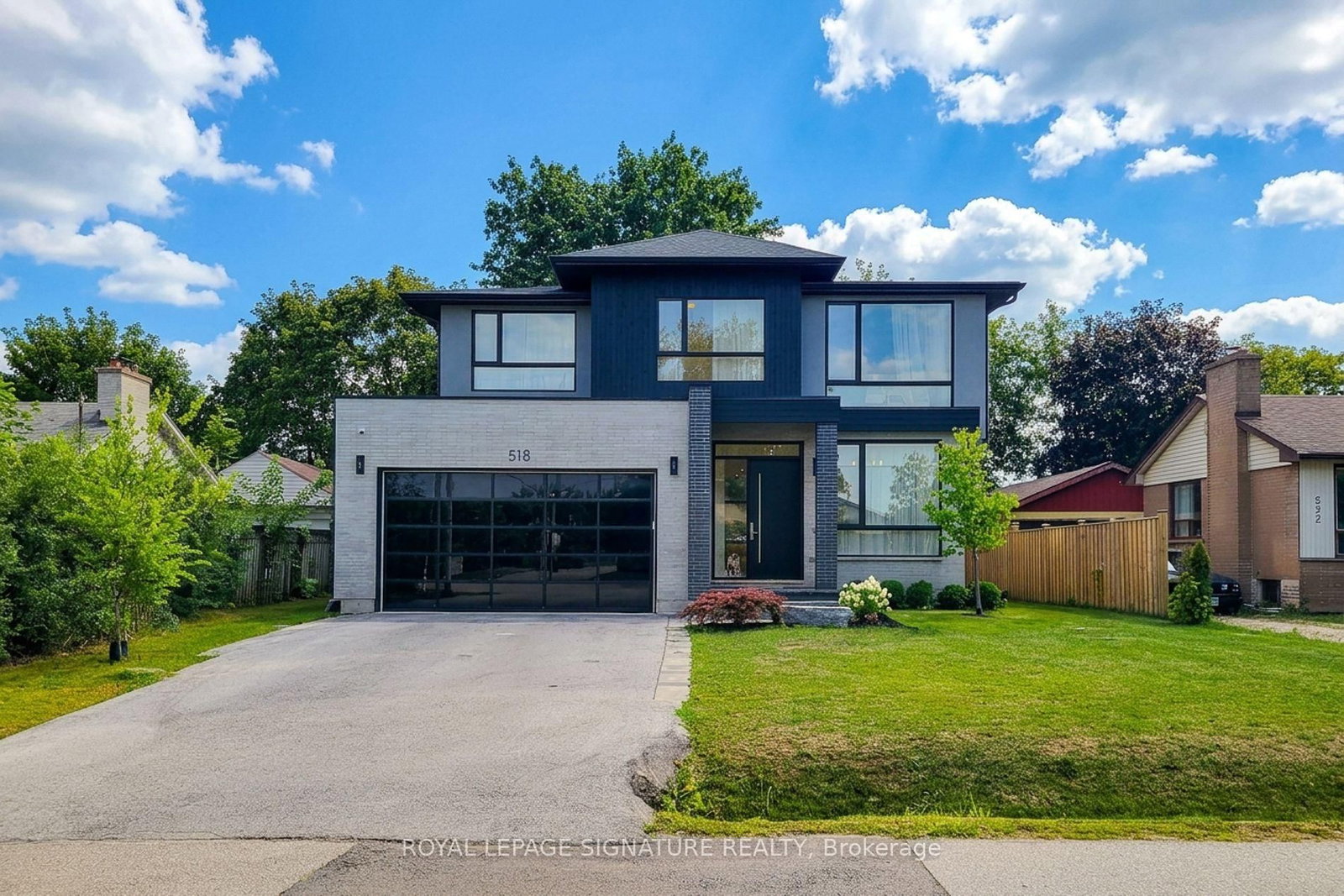 518 Sherin Drive • Oakville, ON photo 1