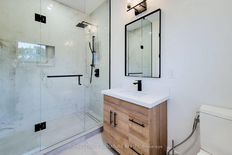 518 Sherin Oakville,ON L6L 4J8 — Photo 18