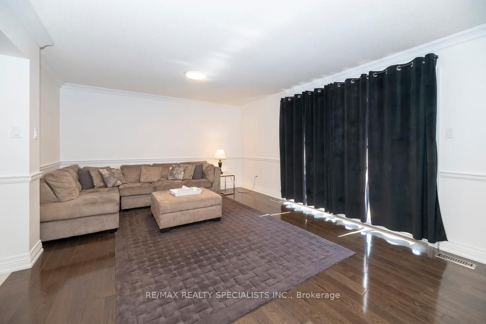 77 Leander Street • Brampton, ON photo 13