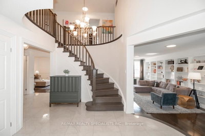 77 Leander Street • Brampton, ON photo 3