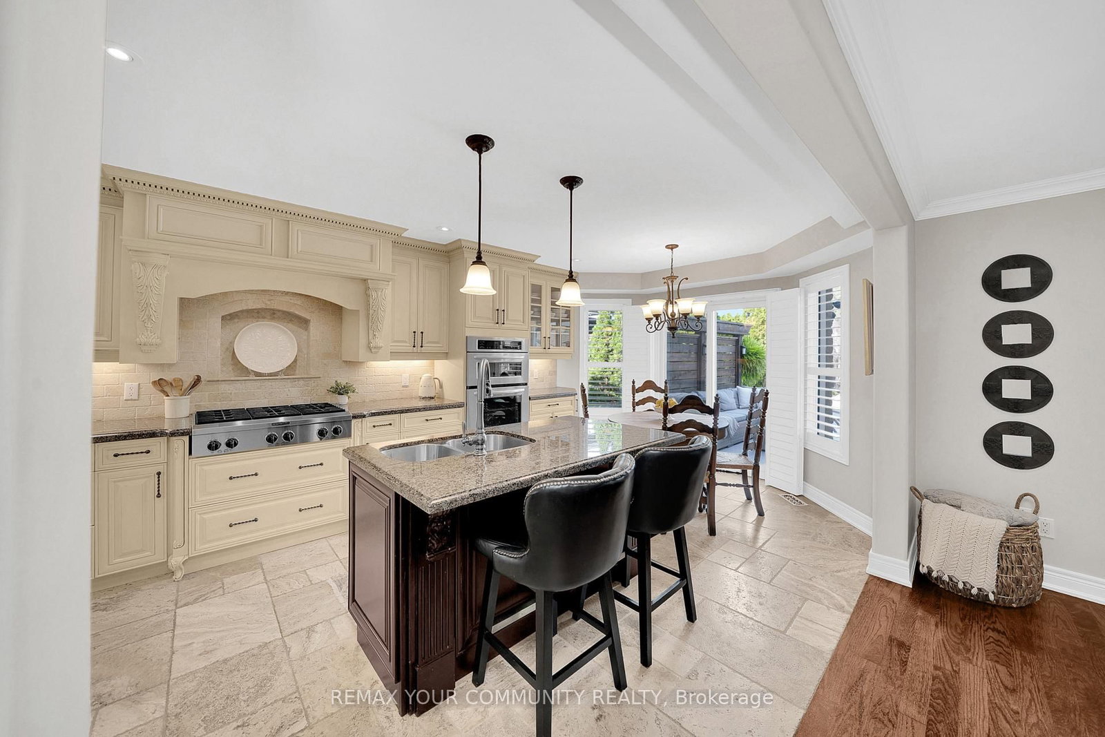 127 Waterbury Street • Caledon, ON photo 10
