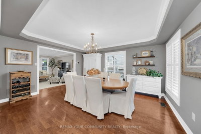 127 Waterbury Street • Caledon, ON photo 6