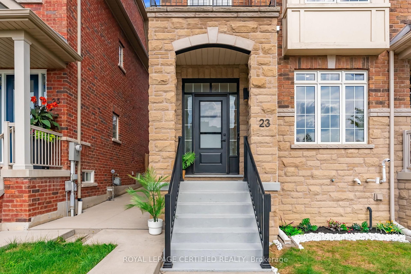 23 Charlie Jordan Road • Toronto, ON photo 4