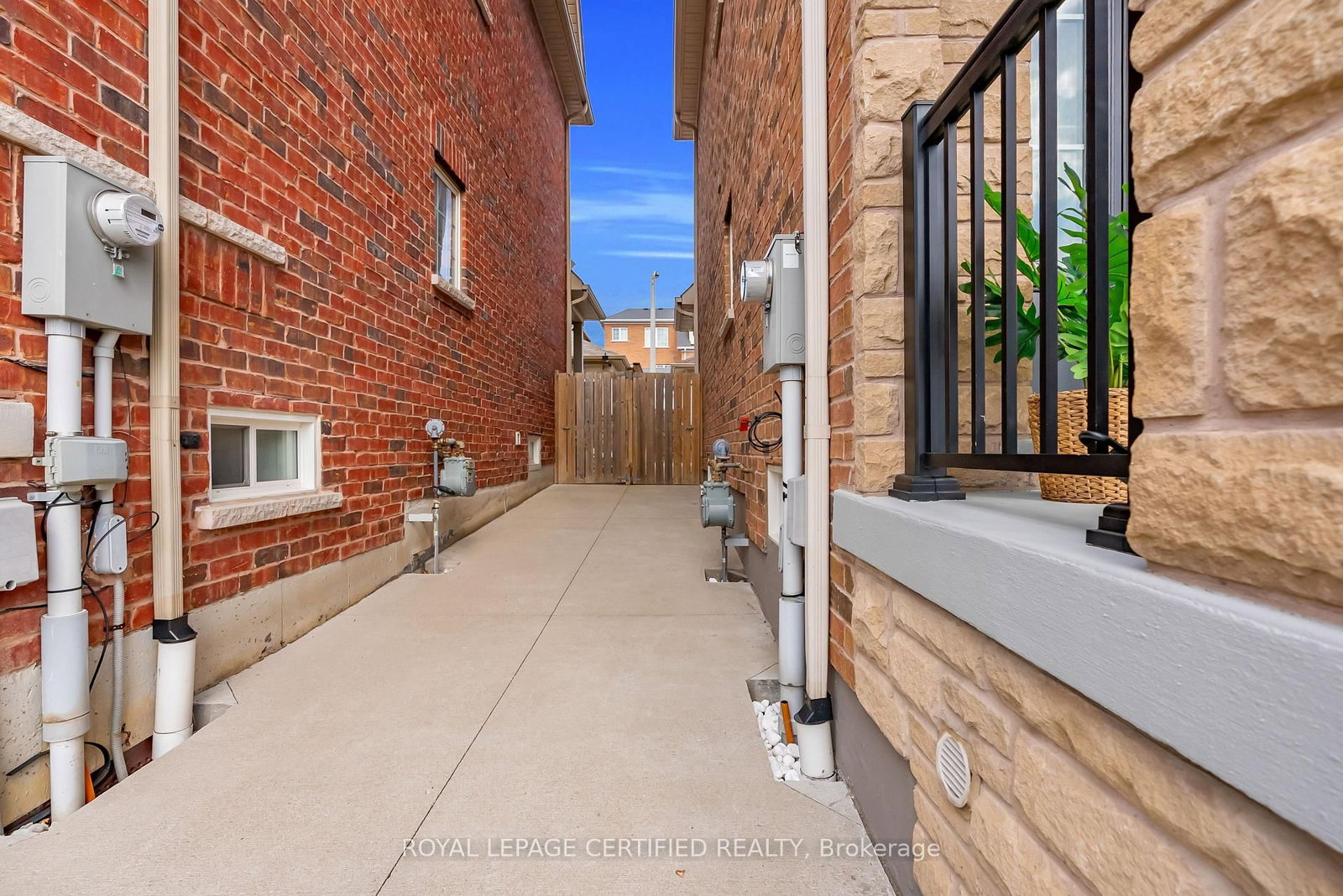 23 Charlie Jordan Road • Toronto, ON photo 43
