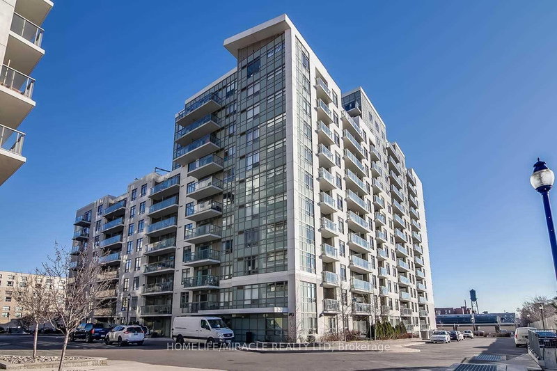 423 - 816 Lansdowne Avenue