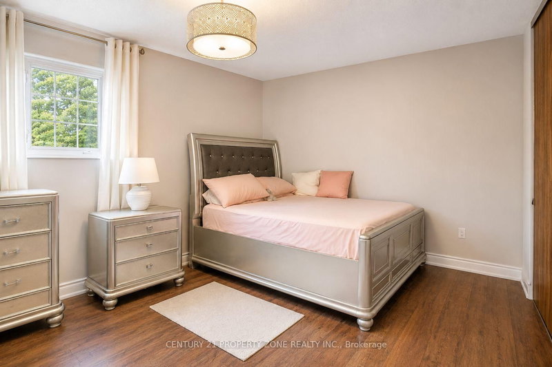 27 Madrid Brampton,ON L6S 2X5 — Photo 19