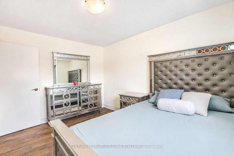 27 Madrid Brampton,ON L6S 2X5 — Photo 24