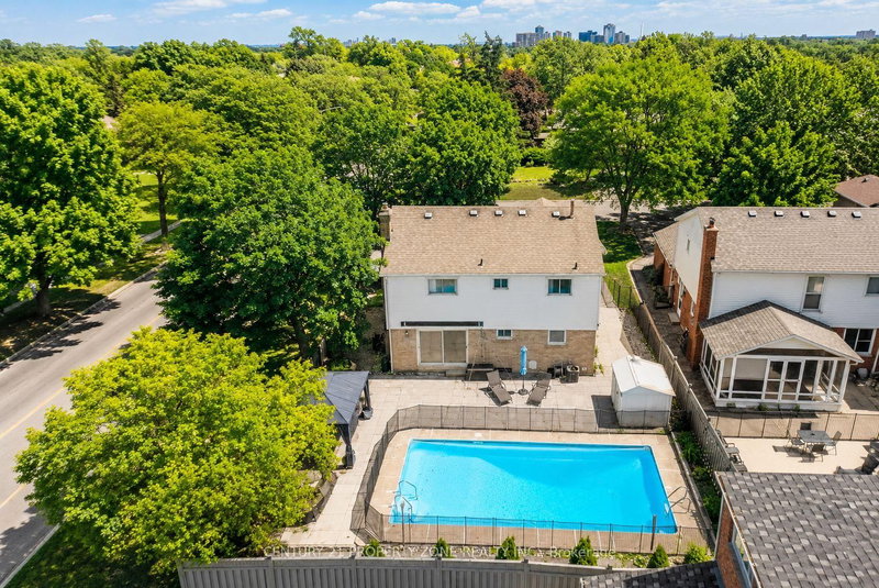 27 Madrid Brampton,ON L6S 2X5 — Photo 36