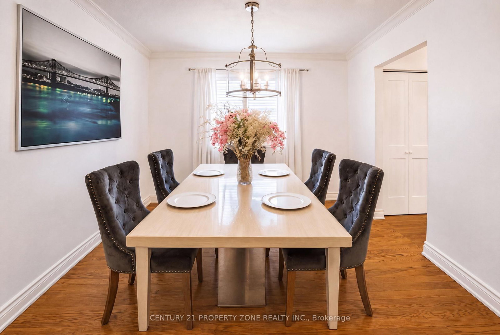 27 Madrid Crescent N • Brampton, ON photo 9