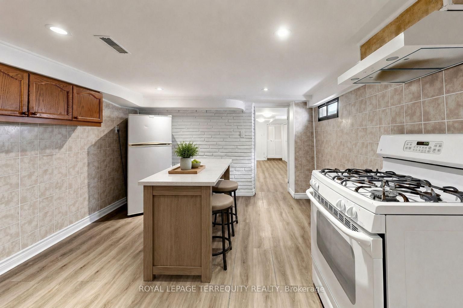 150 Osler Street • Toronto, ON photo 29