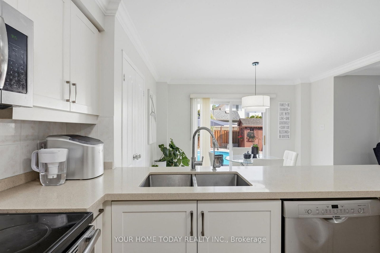 19 McNally Street • Halton Hills, ON photo 11