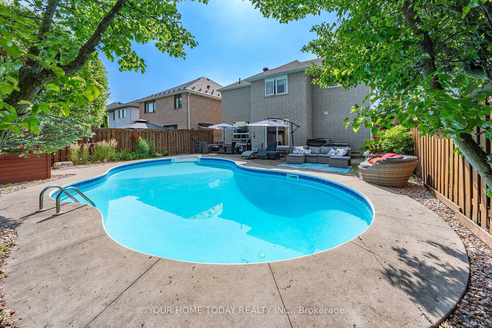 19 McNally Street • Halton Hills, ON photo 41