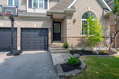 19 McNally Street • Halton Hills, ON photo 5